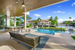 100 Royal Palm Drive, Fort Lauderdale, FL 33301