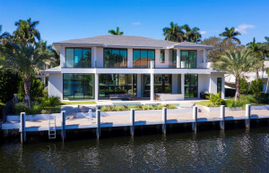 100 Royal Palm Drive, Fort Lauderdale, FL 33301
