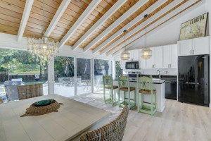 216 Dixie Boulevard, Delray Beach, FL 33444