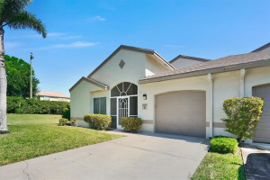 Photo for 9649 Boca Gardens Circle N, #A, Boca Raton, FL 33496 - Listing #FX-10425070 9649 Boca Gardens Circle N, #A, Boca Raton, FL 33496