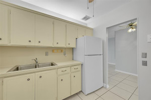 2250 NE 66th Street, 1503, Fort Lauderdale, FL 33308