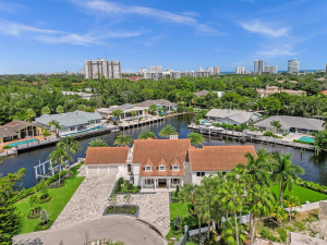 10 Compass Point, Fort Lauderdale, FL 33308