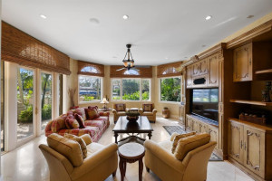 1100 SE 4th Street, Fort Lauderdale, FL 33301