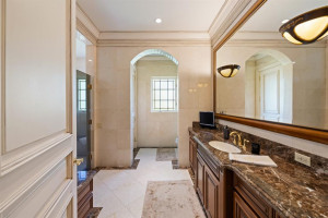 1100 SE 4th Street, Fort Lauderdale, FL 33301