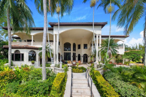 1100 SE 4th Street, Fort Lauderdale, FL 33301