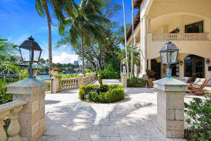 1100 SE 4th Street, Fort Lauderdale, FL 33301