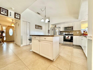 5007 SW 105th Avenue, Cooper City