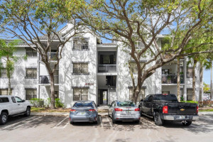 Photo for 11295 W Atlantic Boulevard, 207, Coral Springs, FL 33071 - listing #FX-10427938 11295 W Atlantic Boulevard, 207, Coral Springs, FL 33071