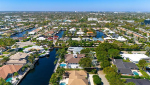 30 S Compass Drive, Fort Lauderdale, FL 33308