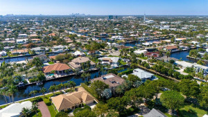 30 S Compass Drive, Fort Lauderdale, FL 33308