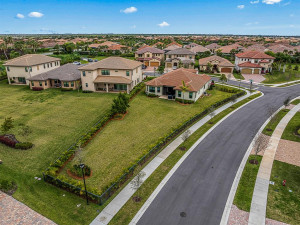 9335 Bayside Circle, Parkland, FL 33076