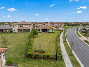 9335 Bayside Circle, Parkland, FL 33076