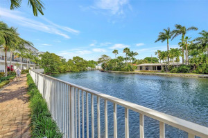 2900 NE 12th Terrace 28, Oakland Park, FL 33334