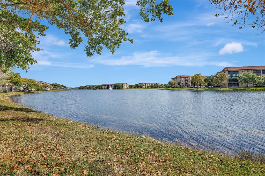 Photo for 1201 SW 141st Avenue, 309J, Pembroke Pines, FL 33027 - Listing #FX-10429806 1201 SW 141st Avenue, 309J, Pembroke Pines, FL 33027