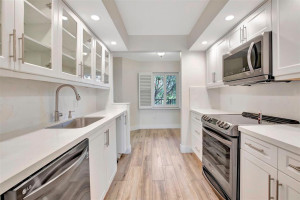 Photo for 1201 SW 141st Avenue, 309J, Pembroke Pines, FL 33027 - Listing #FX-10429806 1201 SW 141st Avenue, 309J, Pembroke Pines, FL 33027