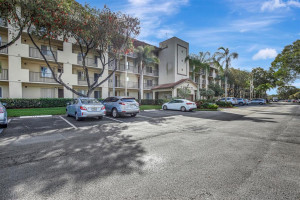 Photo for 1201 SW 141st Avenue, 309J, Pembroke Pines, FL 33027 - Listing #FX-10429806 1201 SW 141st Avenue, 309J, Pembroke Pines, FL 33027