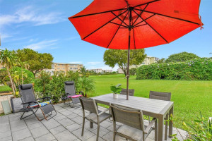 Photo for 2400 NE 1st Lane, 102 102, Boynton Beach, FL 33435 - listing #FX-10411573 2400 NE 1st Lane, 102 102, Boynton Beach, FL 33435