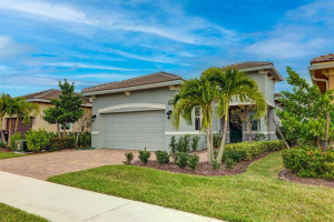 9189 SW Pepoli Way, Port Saint Lucie, FL 34987