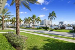 505 Idlewyld Drive, Fort Lauderdale, FL 33301