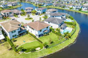 8660 Pacifica Lane, Parkland, FL 33067