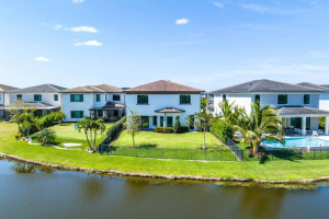 8660 Pacifica Lane, Parkland, FL 33067