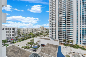 1370 S Ocean Boulevard, 1006, Pompano Beach, FL 33062