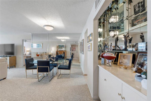 1370 S Ocean Boulevard, 1006, Pompano Beach, FL 33062
