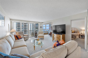 1370 S Ocean Boulevard, 1006, Pompano Beach, FL 33062