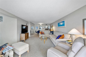 1370 S Ocean Boulevard, 1006, Pompano Beach, FL 33062