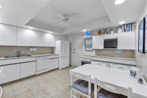 1370 S Ocean Boulevard, 1006, Pompano Beach, FL 33062