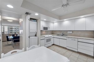 1370 S Ocean Boulevard, 1006, Pompano Beach, FL 33062