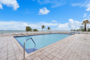 1370 S Ocean Boulevard, 1006, Pompano Beach, FL 33062