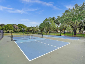 Photo for 4189 Staghorn Lane, Weston, FL 33331 - Listing #FX-10431831 4189 Staghorn Lane, Weston, FL 33331