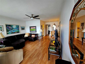 2204 Lake Osborne, 14, Lake Worth Beach, FL 33461