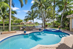 11157 NW 68th Place, Parkland, FL 33076