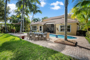11157 NW 68th Place, Parkland, FL 33076