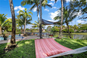 11157 NW 68th Place, Parkland, FL 33076