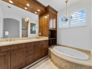 Photo for 1514 SE 2nd Court, Fort Lauderdale, FL 33301 - Listing #FX-10433539 Spacious Primary Suite With Large Walk-In Closet