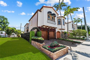 Photo for 1514 SE 2nd Court, Fort Lauderdale, FL 33301 - Listing #FX-10433539 Minutes To The New River & Intracoastal Waterway