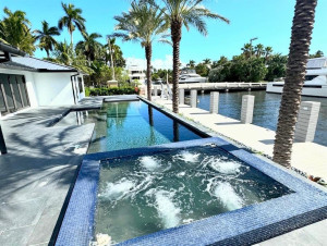 2542 Laguna Drive, Fort Lauderdale, FL 33316