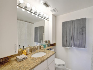 Photo for 300 NE 19th Court, 201N, Wilton Manors, FL 33305 - Listing #FX-10416661 300 NE 19th Court, 201N, Wilton Manors, FL 33305