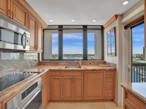 Photo for 1361 S Ocean Boulevard, PHB7, Pompano Beach, FL 33062 - Listing #FX-10434321 1361 S Ocean Boulevard, PHB7, Pompano Beach, FL 33062