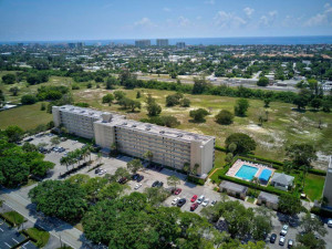 Photo for 5700 NW 2nd Avenue, 605, Boca Raton, FL 33487 - listing #FX-10415675 5700 NW 2nd Avenue, 605, Boca Raton, FL 33487