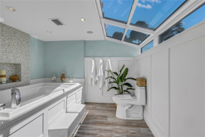 2810 NE 46th Street, Lighthouse Point, FL 33064