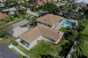 2810 NE 46th Street, Lighthouse Point, FL 33064