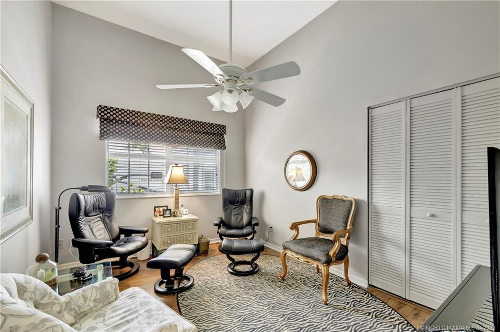 3rd bedroom/den/office