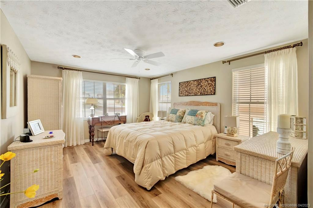 Masterbedroom