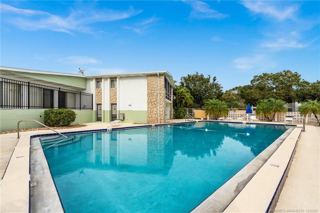Clubhouse & pool