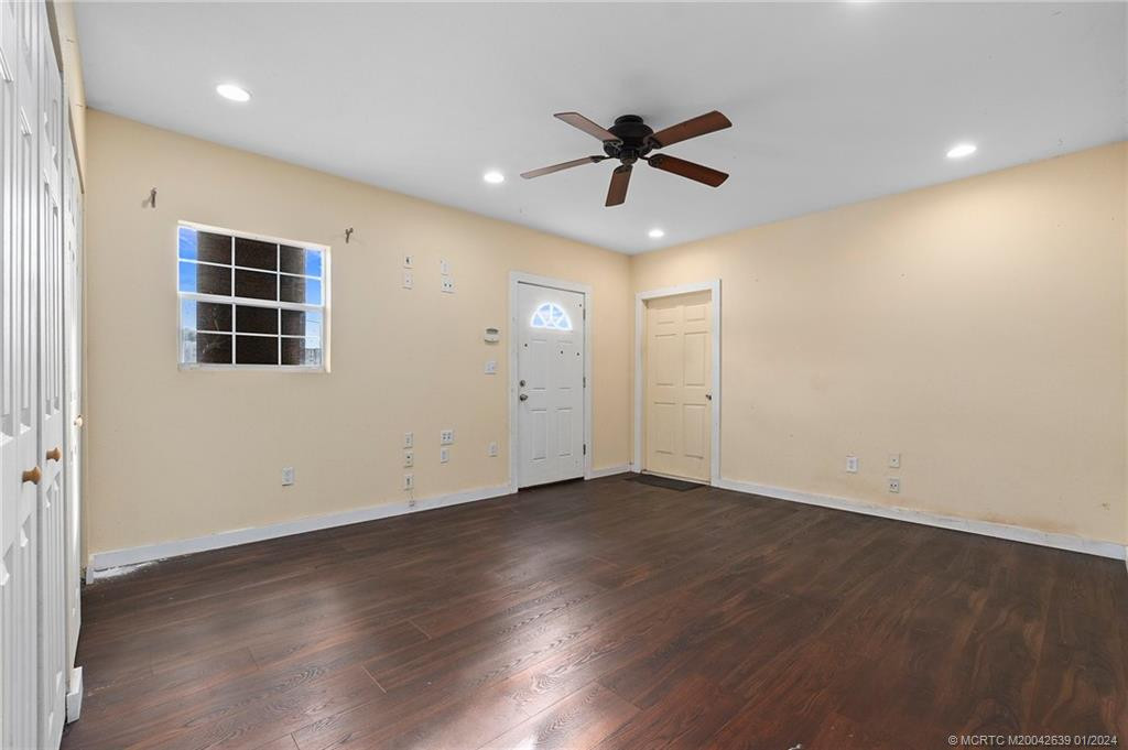 Room 4