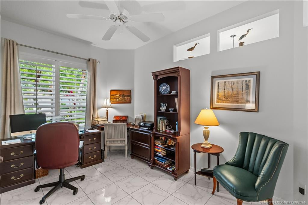 Office/third bedroom